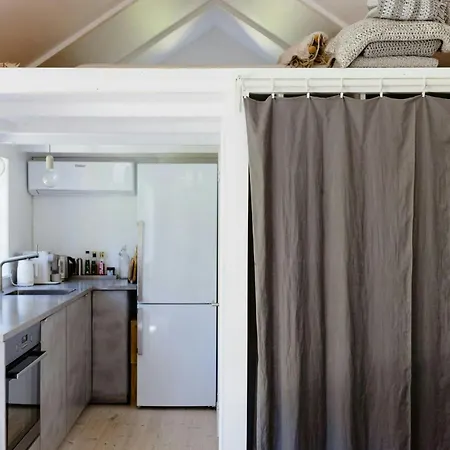Your Own Private Retreat Near The Water